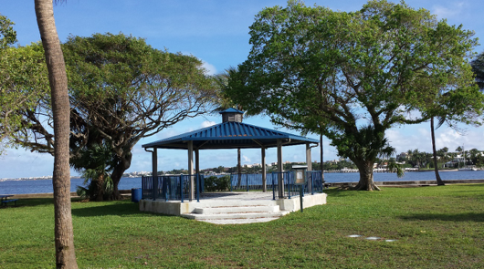 Bicentennial Park gazebo 